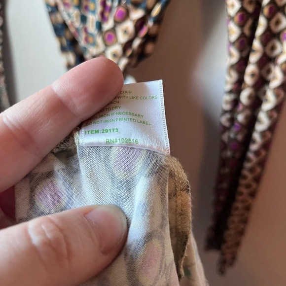 Garnet Hill Women’s Multicolor Geometric Print Wrap Dress Size Small artsy knit - Picture 4 of 9